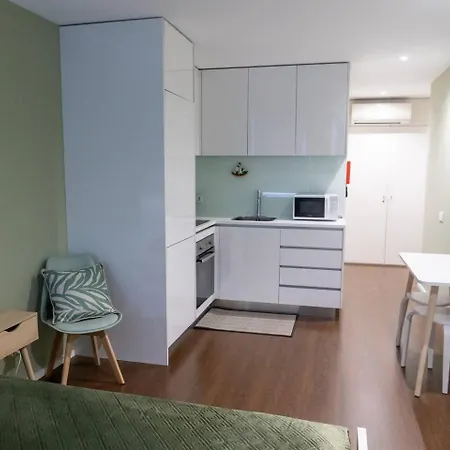 Apartment Alfred Guimaraes